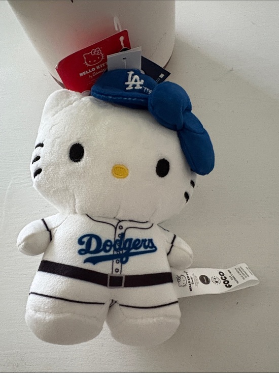 Hello Kitty Handbags - ⚾️💙Hello Kitty Dodgers Plush — White & Blue
